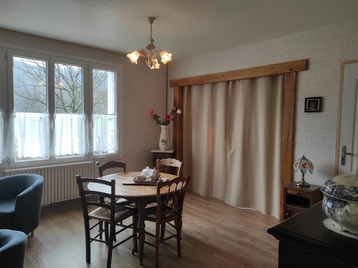 Revin  La Lisiere Appartement 2 Chambres מראה חיצוני תמונה